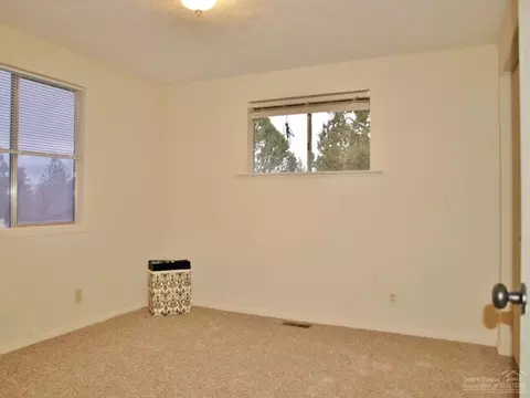 22940 Donna Ln, Bend, OR 97701 photo 18