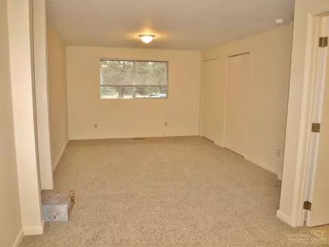 22940 Donna Ln, Bend, OR 97701 photo 13