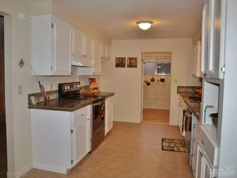 22940 Donna Ln, Bend, OR 97701 photo 16