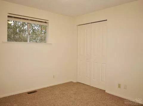 22940 Donna Ln, Bend, OR 97701 photo 19