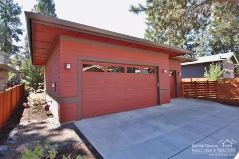 2372 NW High Lakes Loop, Bend, OR 97703 photo 17