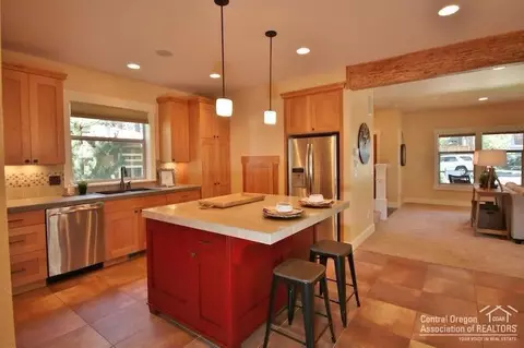 2372 NW High Lakes Loop, Bend, OR 97703 photo 8