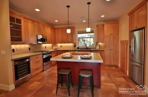 2372 NW High Lakes Loop, Bend, OR 97703 photo 7