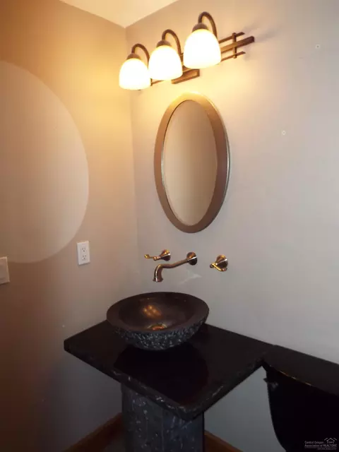 65640 Cline Falls Rd, Bend, OR 97703 photo 15
