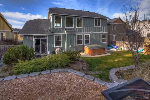60902 Garrison Dr, Bend, OR 97702 photo 24