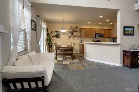 60902 Garrison Dr, Bend, OR 97702 photo 8