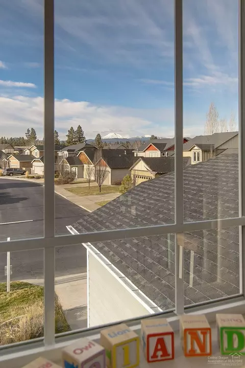 60902 Garrison Dr, Bend, OR 97702 photo 17
