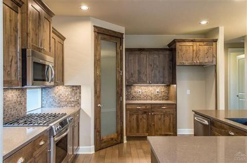 60527 Hedgewood Ln, Bend, OR 97702 photo 8