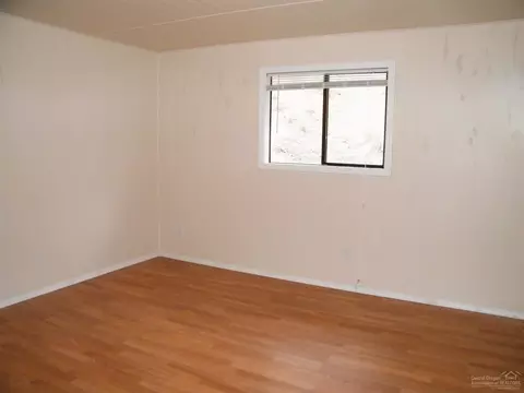 208 S Nelson Ave, Mitchell, OR 97750 photo 9