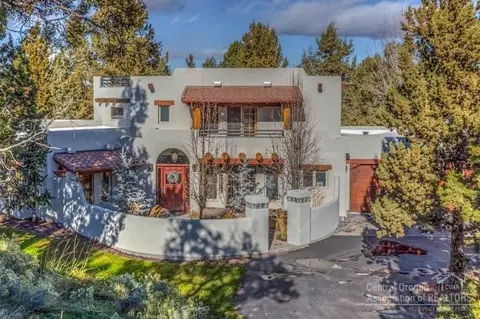 64446 Crosswinds Rd, Bend, OR 97703 photo 1