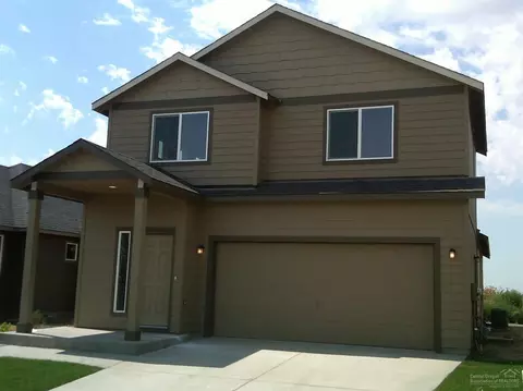 21250 Thornhill Ln, Bend, OR 97701 photo 2