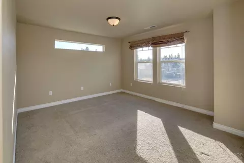 60906 Garrison Dr, Bend, OR 97702 photo 15