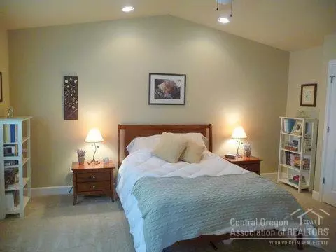 20457 Jacklight Ln, Bend, OR 97702 photo 8