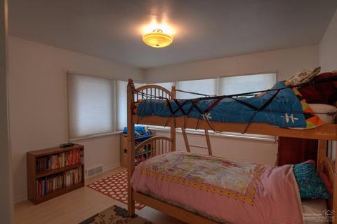 1609 NE 8th St, Bend, OR 97701 photo 14
