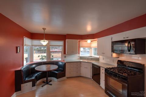 1609 NE 8th St, Bend, OR 97701 photo 7