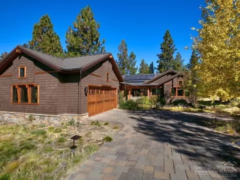 19013 Squirreltail Loop, Bend, OR 97703 photo 3