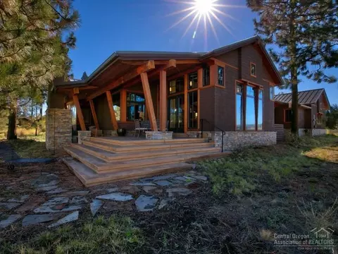 19013 Squirreltail Loop, Bend, OR 97703 photo 23