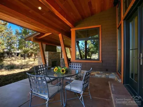 19013 Squirreltail Loop, Bend, OR 97703 photo 24