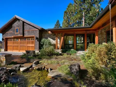 19013 Squirreltail Loop, Bend, OR 97703 photo 4