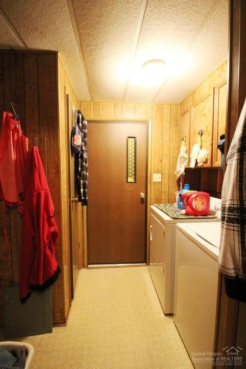 60886 Ridge Dr, Bend, OR 97702 photo 16