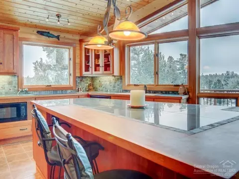 66265 Jericho Rd, Bend, OR 97703 photo 10