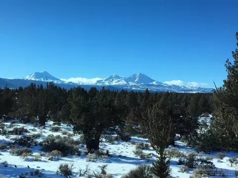 66265 Jericho Rd, Bend, OR 97703 photo 2