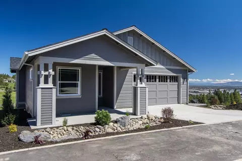 2612 Compass Corner Loop, Bend, OR 97703 photo 4