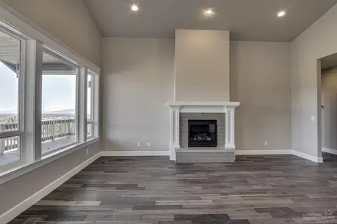 2612 Compass Corner Loop, Bend, OR 97703 photo 6