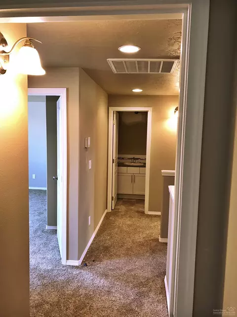 21257 Darnel Ave, Bend, OR 97702 photo 11