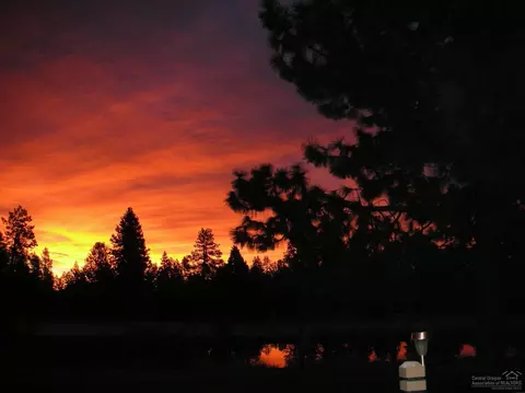 61042 Parrell Rd, Bend, OR 97702 photo 22