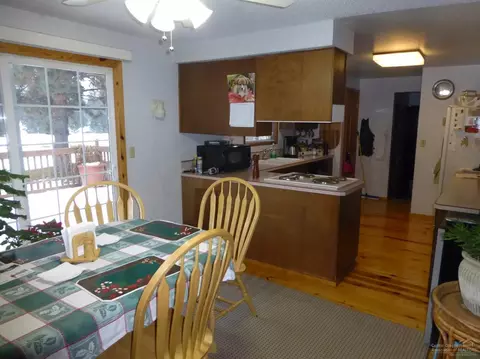 61042 Parrell Rd, Bend, OR 97702 photo 2