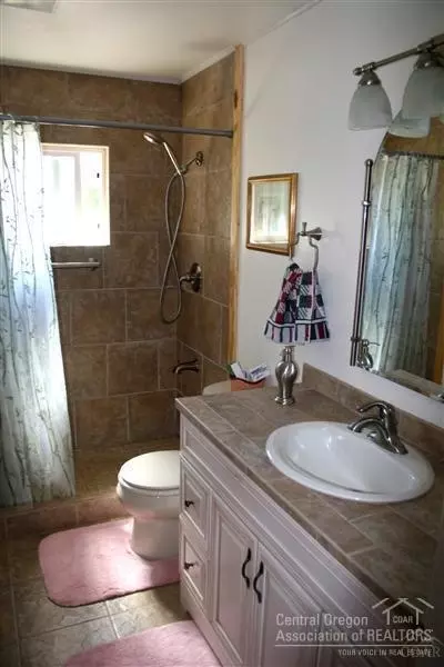 61042 Parrell Rd, Bend, OR 97702 photo 7