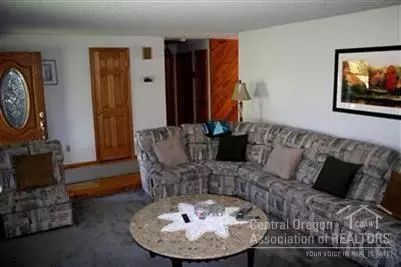 61042 Parrell Rd, Bend, OR 97702 photo 4