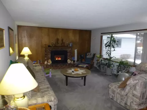 61042 Parrell Rd, Bend, OR 97702 photo 5
