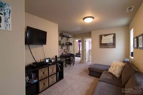 20244 Badger Rd, Bend, OR 97702 photo 12