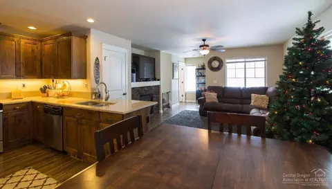 20244 Badger Rd, Bend, OR 97702 photo 7