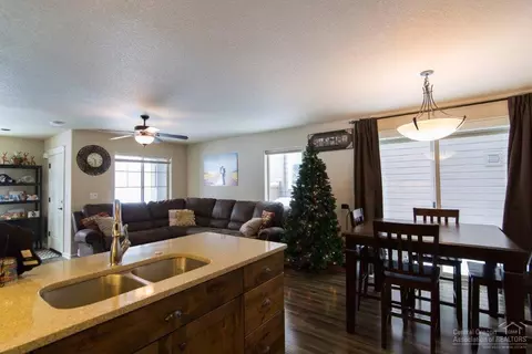 20244 Badger Rd, Bend, OR 97702 photo 8