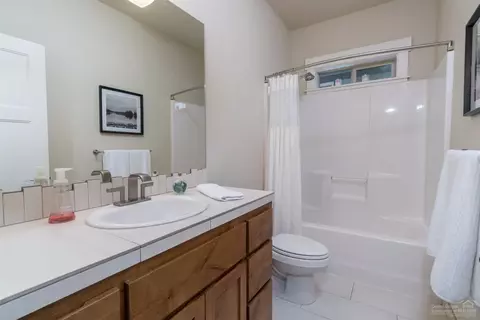 2425 NW Lolo Dr, Bend, OR 97703 photo 14