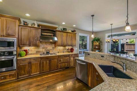 60312 Sage Stone Loop, Bend, OR 97702 photo 5