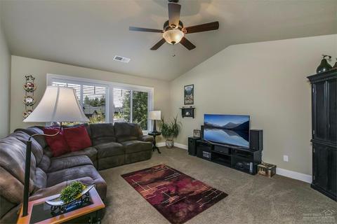 60312 Sage Stone Loop, Bend, OR 97702 photo 14