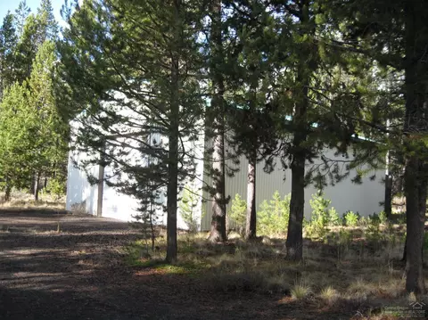 16709 Winchester Dr, Bend, OR 97707 photo 9