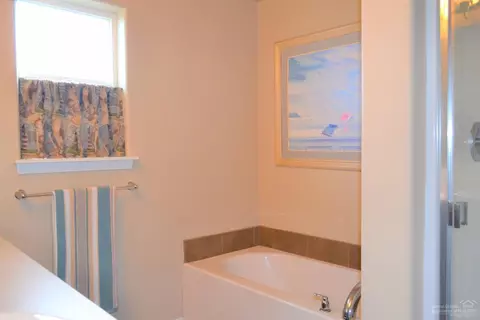 21188 Keyte Rd, Bend, OR 97701 photo 11