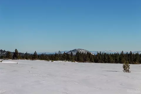 19005 Ridgeline Ct, Bend, OR 97703 photo 3