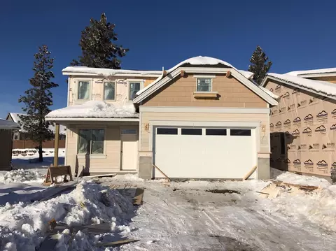 61088 SE Starimost Loop, Bend, OR 97702 photo 2
