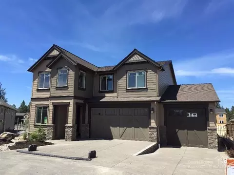 61096 SE Stari Most Loop, Bend, OR 97702 photo 1