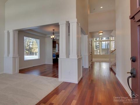 61370 Huckleberry Pl, Bend, OR 97702 photo 2
