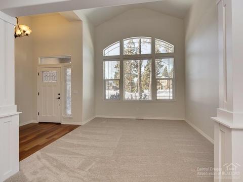 61370 Huckleberry Pl, Bend, OR 97702 photo 4