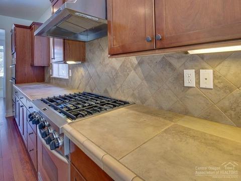 61370 Huckleberry Pl, Bend, OR 97702 photo 13