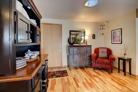 61145 Benham, Bend, OR 97702 photo 7