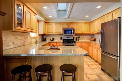 61145 Benham, Bend, OR 97702 photo 3